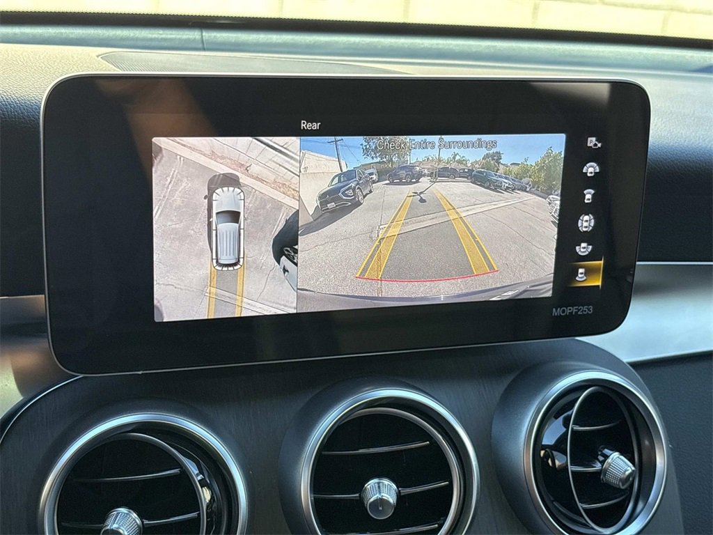 Used 2020 Mercedes-Benz GLC 300 image 27