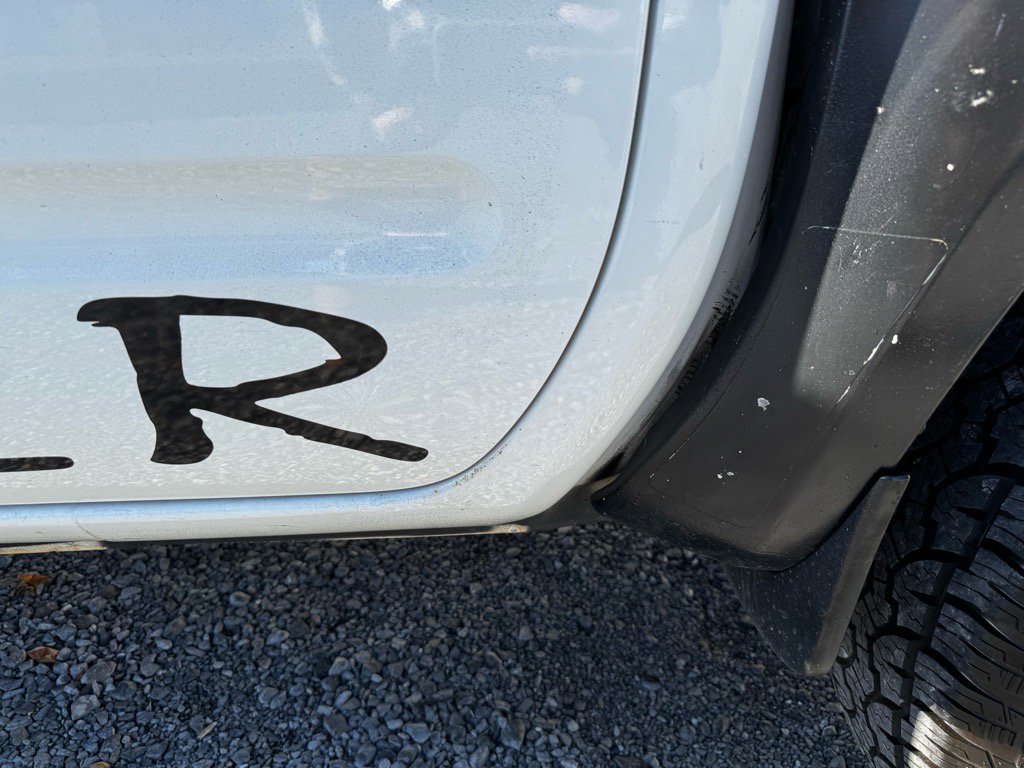 Used 2016 Nissan Frontier SV AWD/4WD image 15