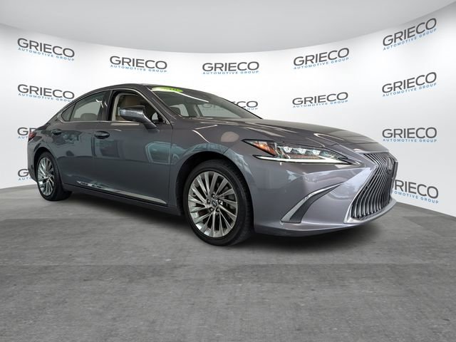 Used 2019 Lexus ES 350 Ultra Luxury w/ Accessory Package 2