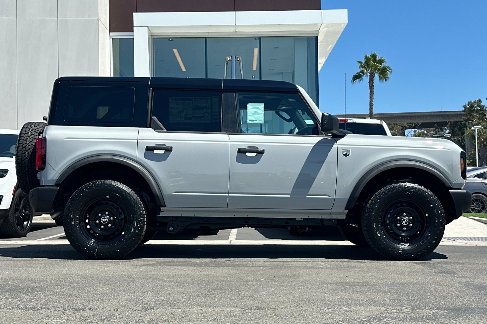 New 2026 Ford Bronco Big Bend AWD/4WD image 2