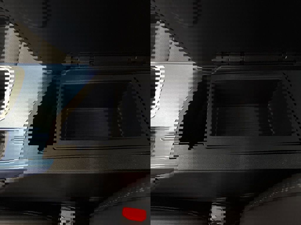 New 2026 Chevrolet Equinox EV LT image 17