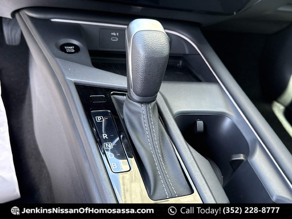 New 2026 Nissan Sentra SV w/ SV Convenience Package FWD image 39