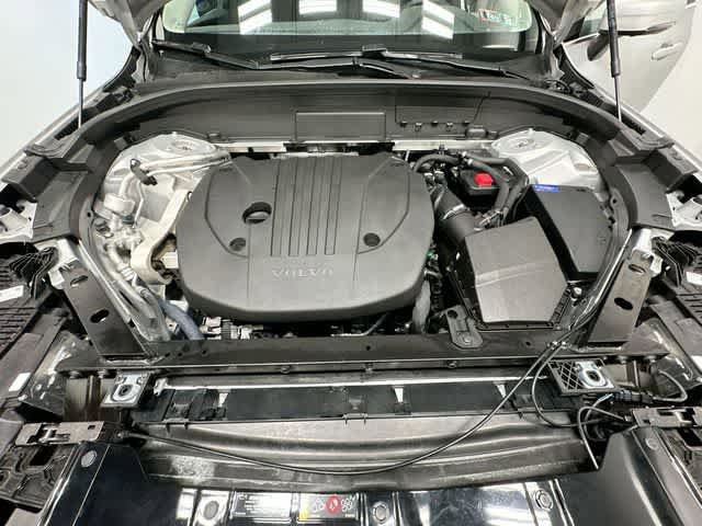 Used 2023 Volvo XC60 B5 Plus w/ Protection Package Premier AWD/4WD image 26