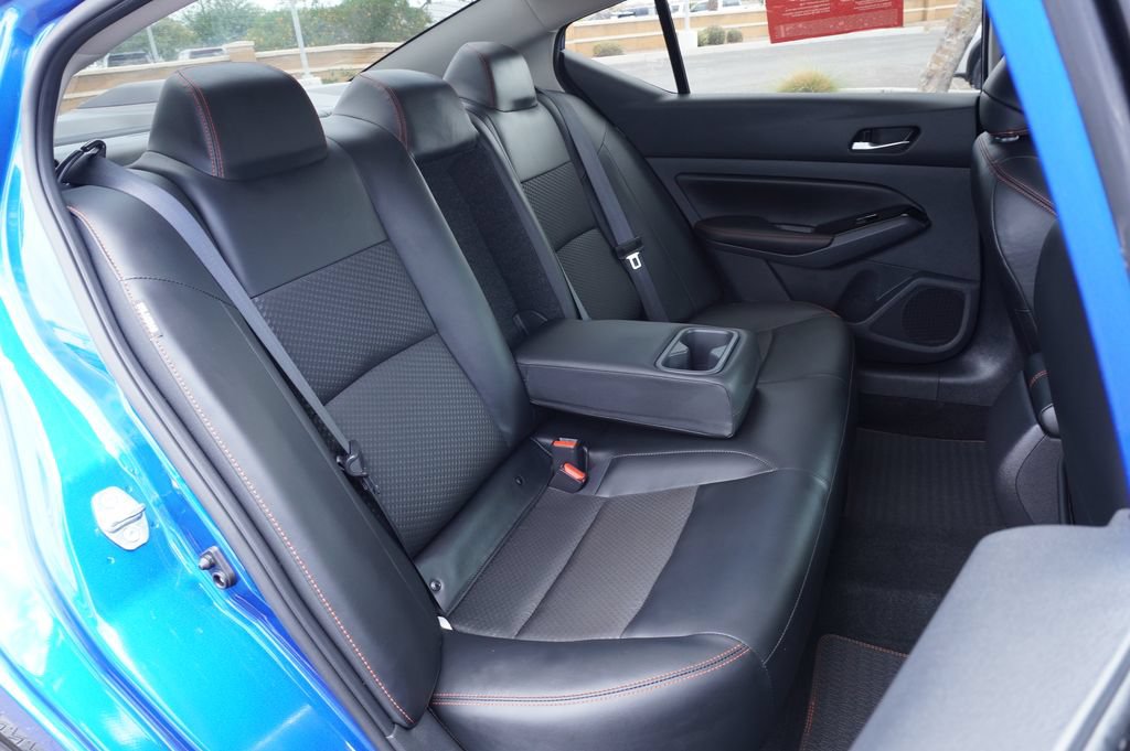 Certified 2025 Nissan Altima 2.5 SR AWD/4WD image 9
