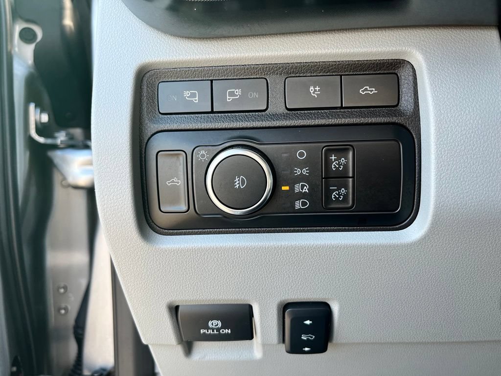 Used 2024 Ford F250 Limited w/ FX4 Off-Road Package AWD/4WD image 16
