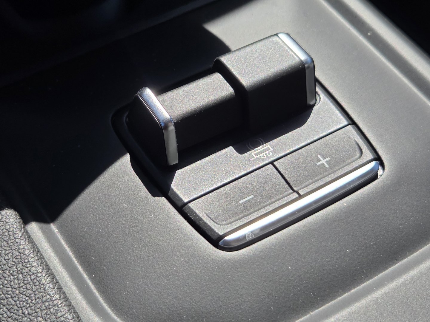 New 2026 GMC Sierra 1500 AT4 w/ AT4 Premium Package AWD/4WD image 39