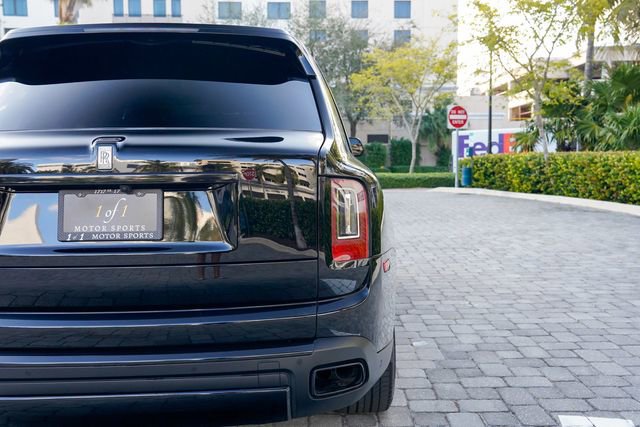 Used 2023 Rolls-Royce Cullinan w/ Cullinan Package image 27