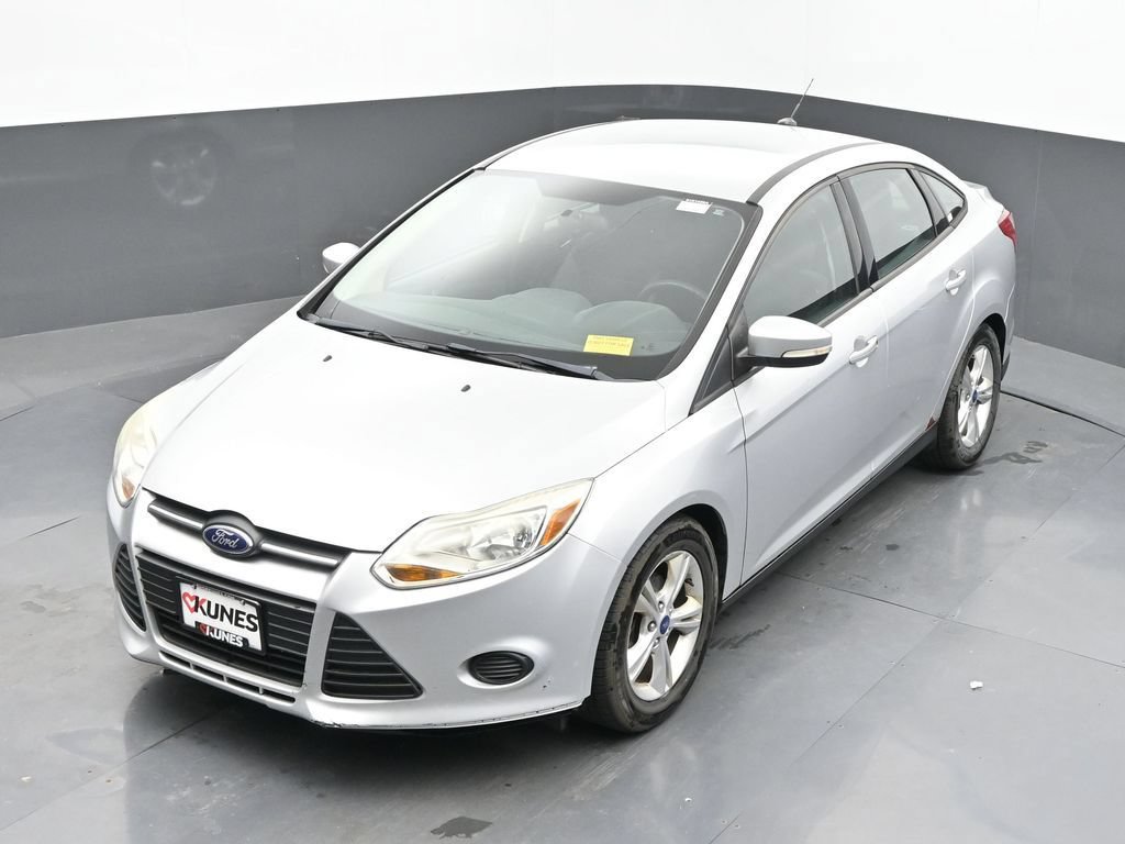 Used 2014 Ford Focus SE FWD image 32