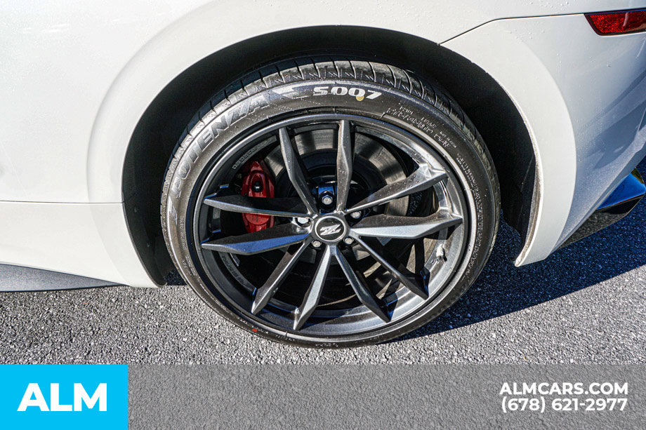 Used 2025 Nissan Z Performance w/ Floor Mat Package RWD image 17