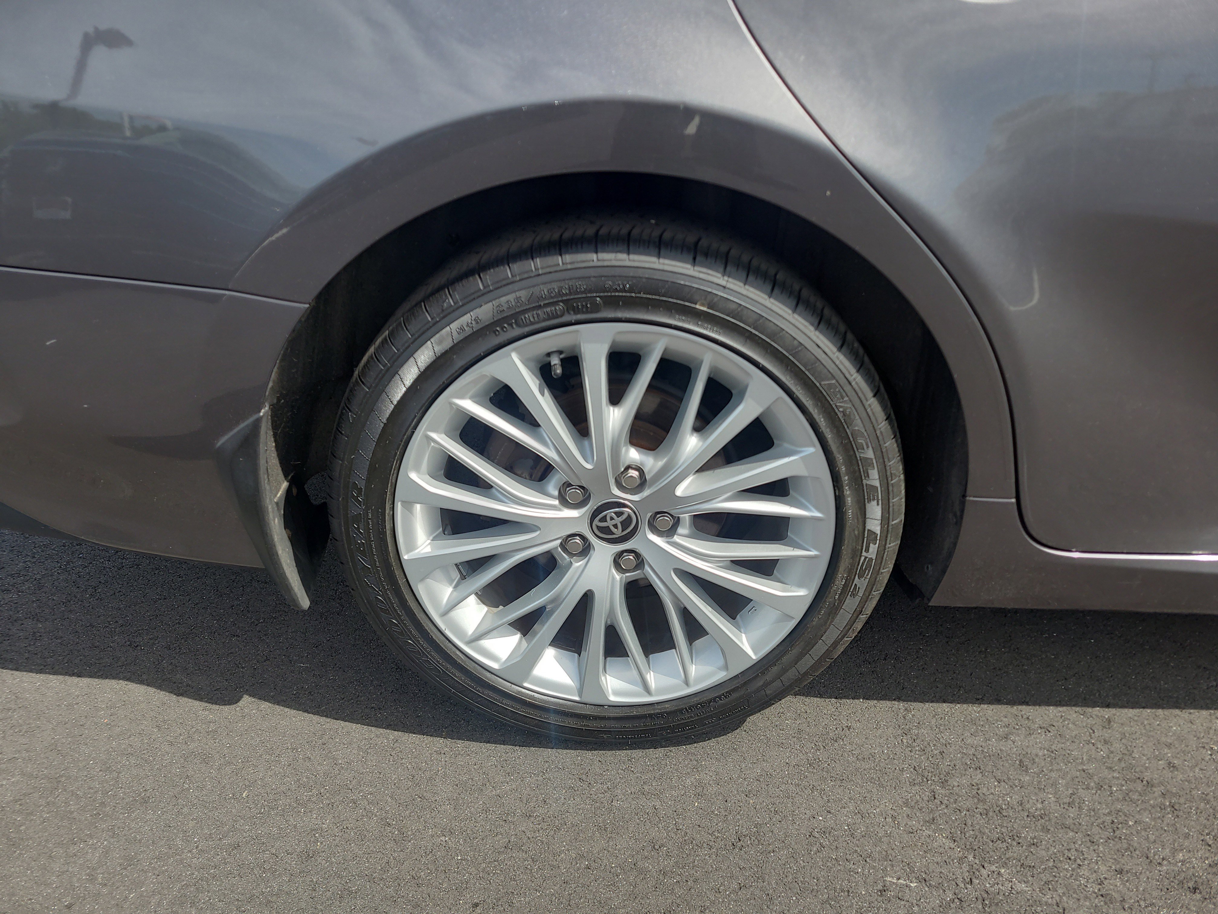 Certified 2020 Toyota Camry XLE FWD image 11