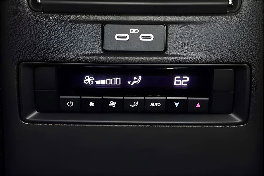 New 2025 MAZDA CX-70 Plug-In Hybrid w/ Premium Pkg AWD/4WD image 38