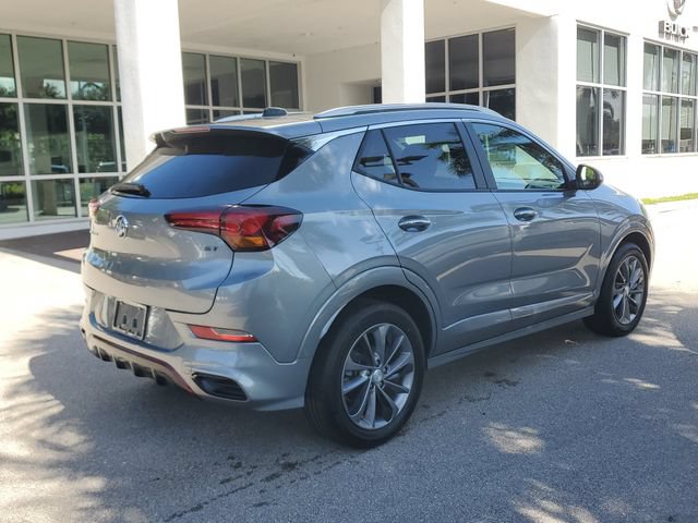 Certified 2023 Buick Encore GX Select w/ Sport Touring Package FWD image 5