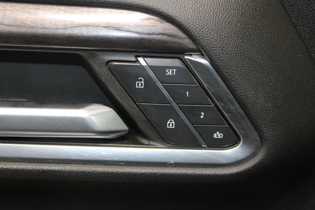 Used 2023 Chevrolet Silverado 1500 LTZ w/ LTZ Convenience Package II image 26