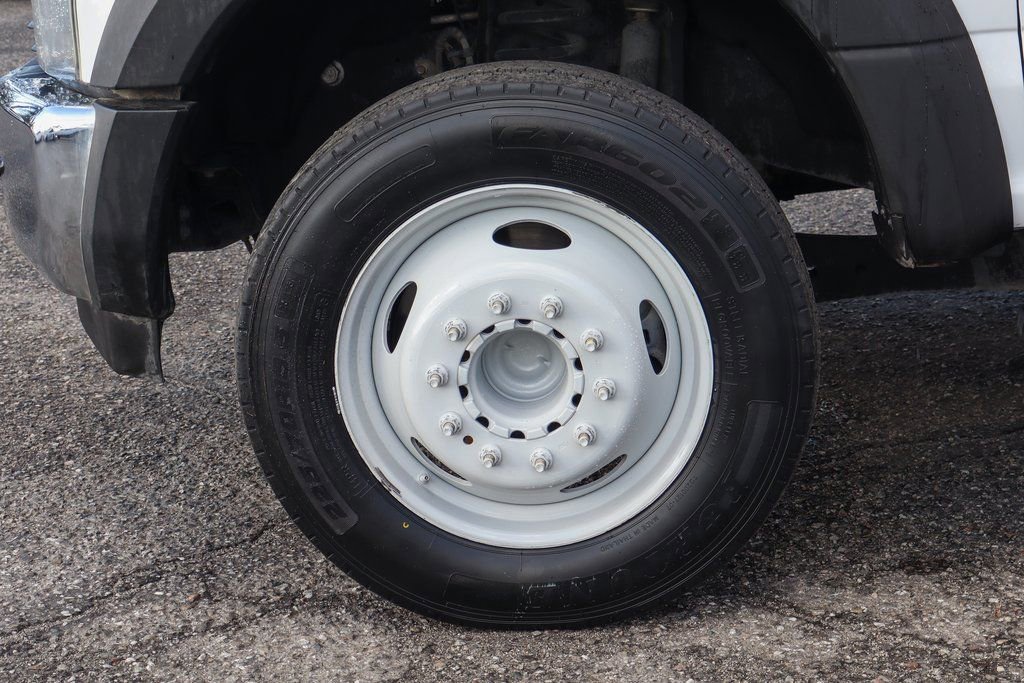 Used 2019 Ford F550 2WD Regular Cab Super Duty image 39