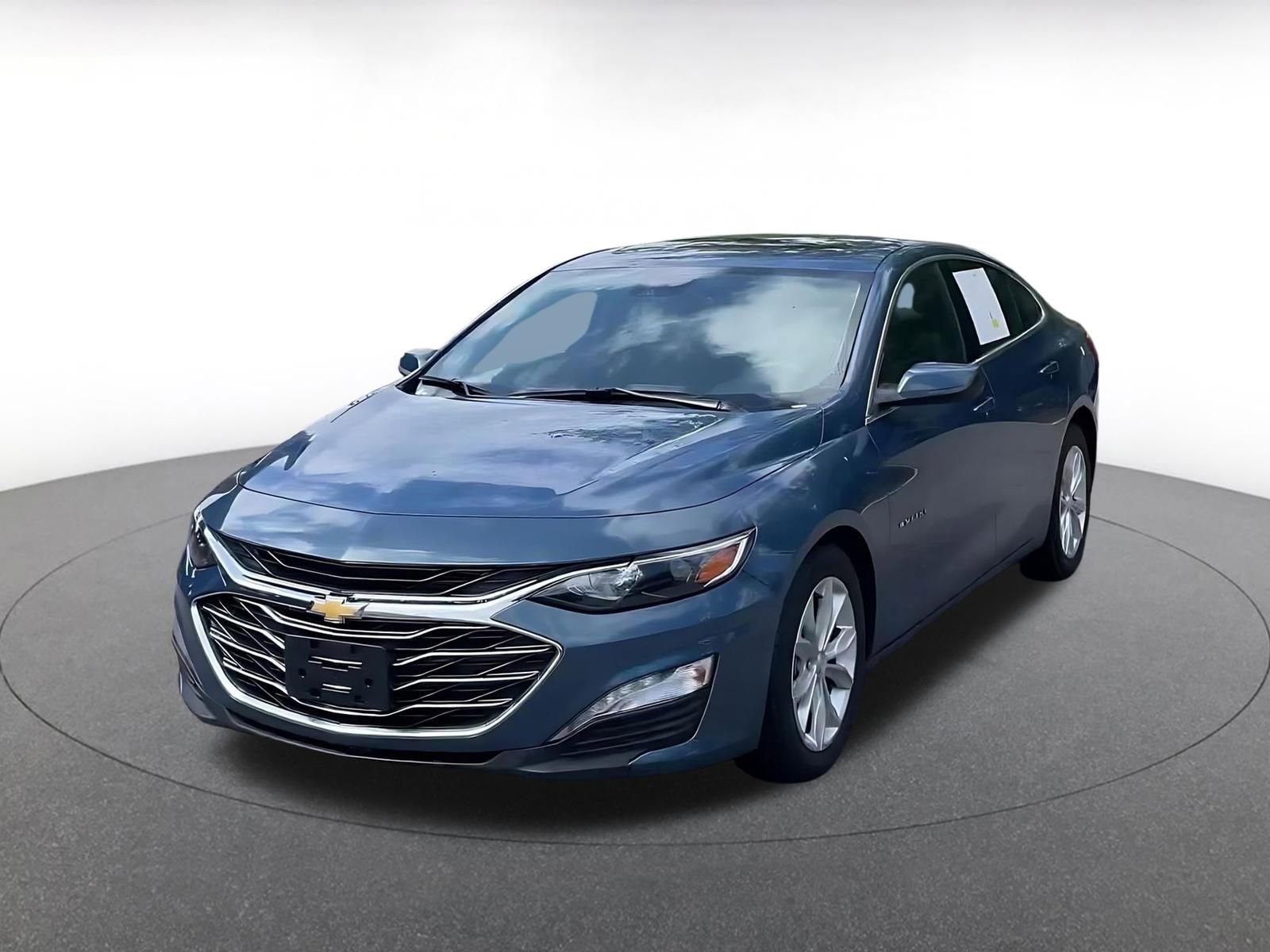 Used 2024 Chevrolet Malibu LT image 4