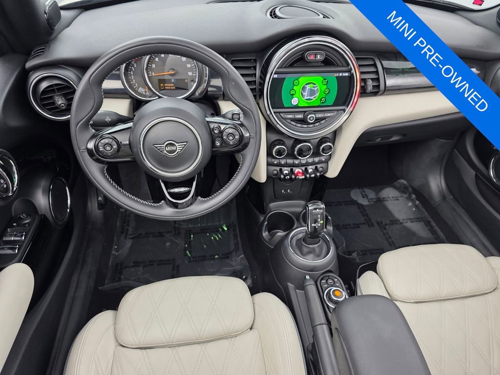 Used 2020 MINI Cooper Convertible image 13