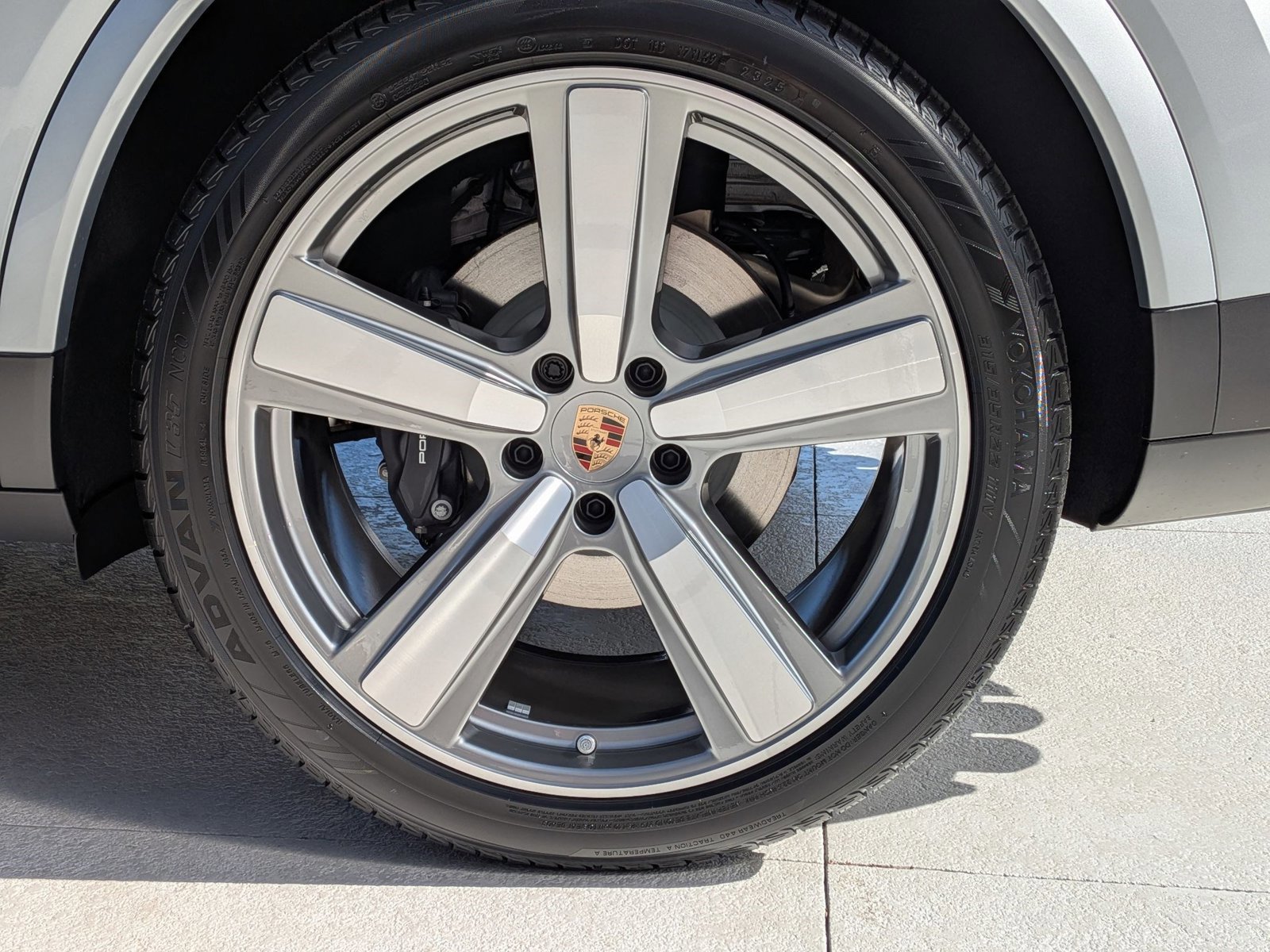 New 2026 Porsche Cayenne Coupe image 29