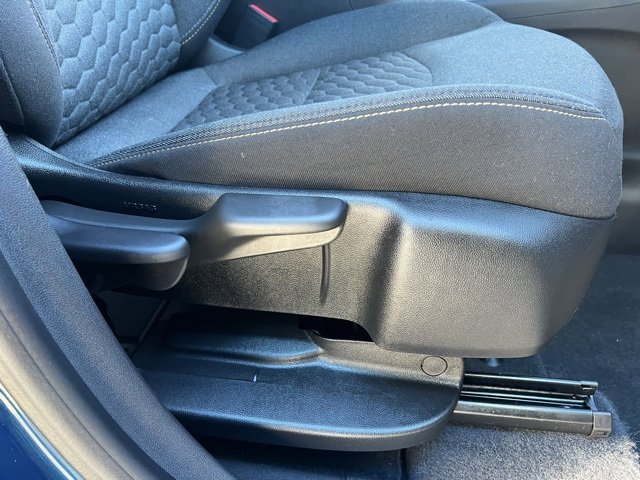 Used 2020 Chevrolet Equinox LT image 18