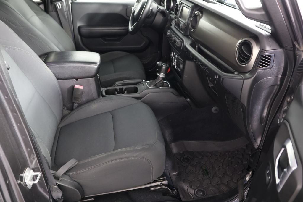 Used 2018 Jeep Wrangler Unlimited Sport S AWD/4WD image 22