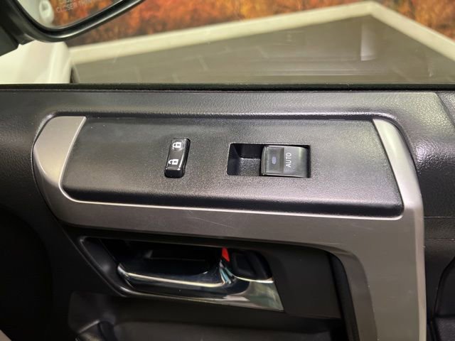 Used 2018 Toyota 4Runner SR5 image 61