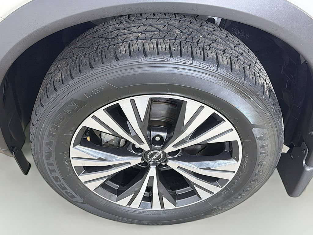 Used 2023 Nissan Rogue SV AWD/4WD image 17