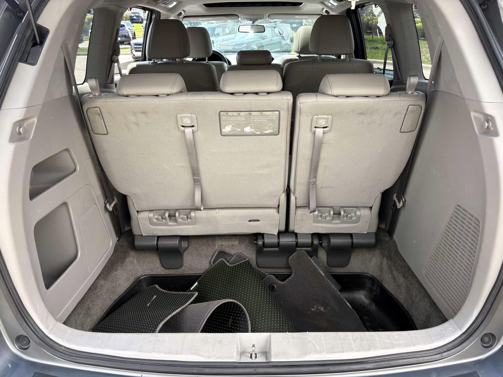 Used 2011 Honda Odyssey EX-L image 9