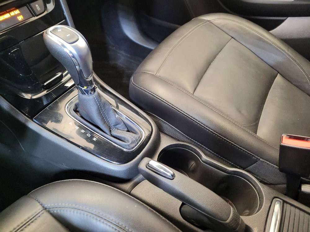 Used 2018 Buick Encore Essence AWD/4WD image 26