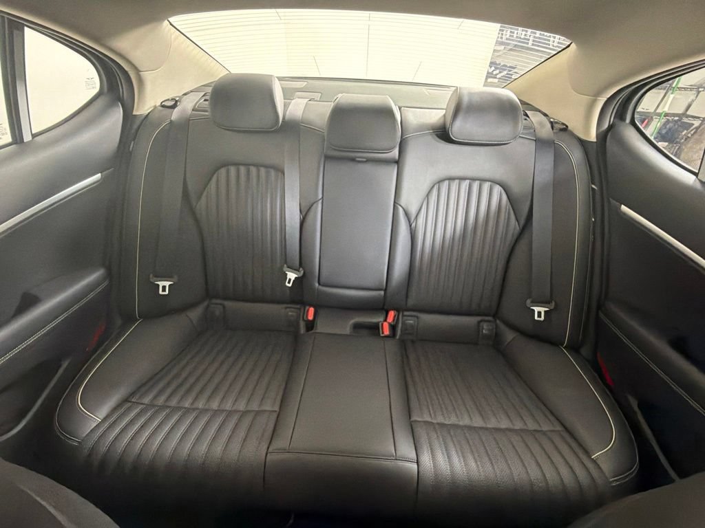 Used 2026 Genesis G70 2.5T Prestige RWD image 23