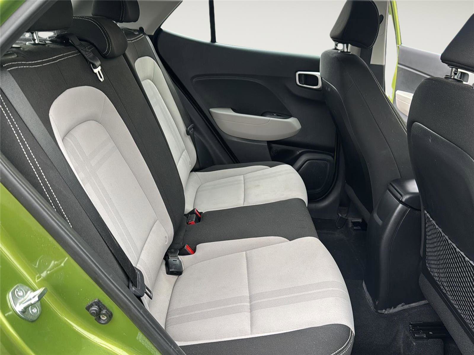 Used 2023 Hyundai Venue SEL w/ Cargo Package image 25