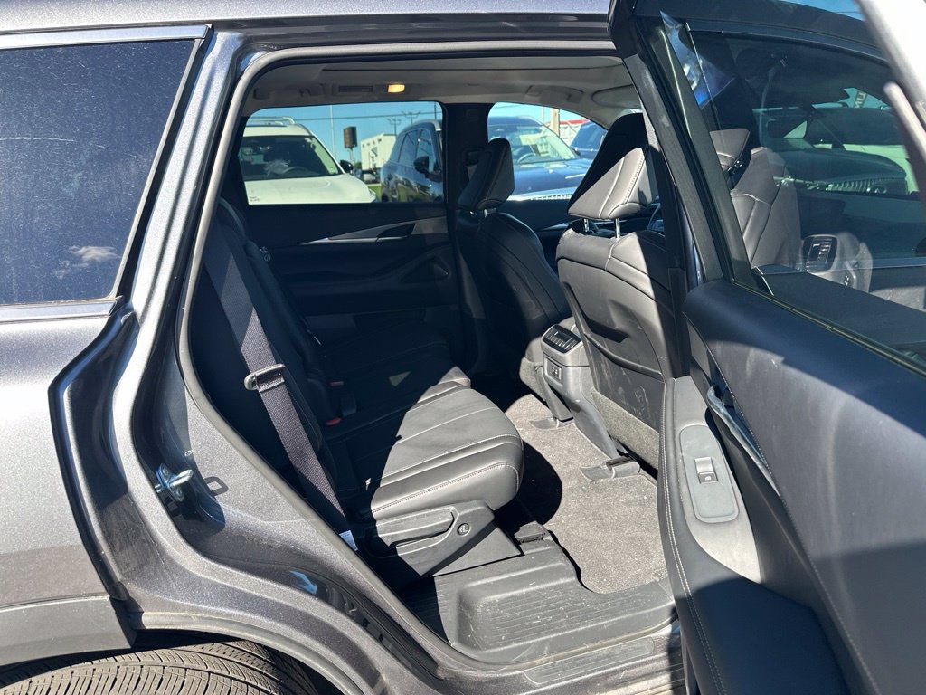 Certified 2026 INFINITI QX60 Pure w/ Cargo Package AWD/4WD image 40