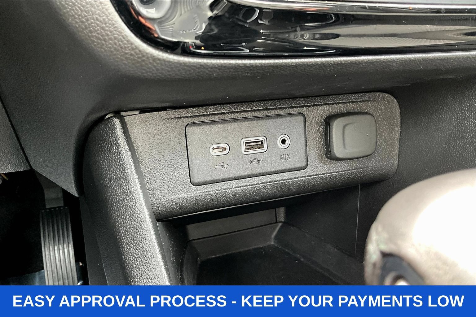 Used 2021 Buick Encore GX Select w/ Sport Touring Package FWD image 18