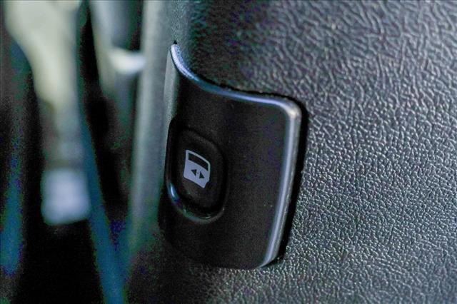 Used 2018 Dodge Grand Caravan SXT w/ Blacktop Package image 27