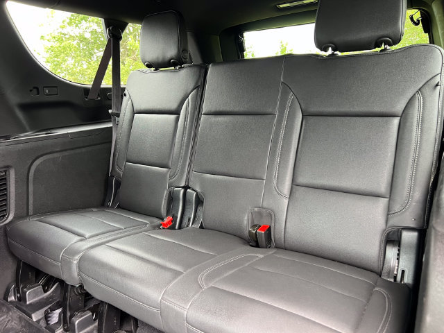 Used 2023 Chevrolet Suburban LT AWD/4WD image 5