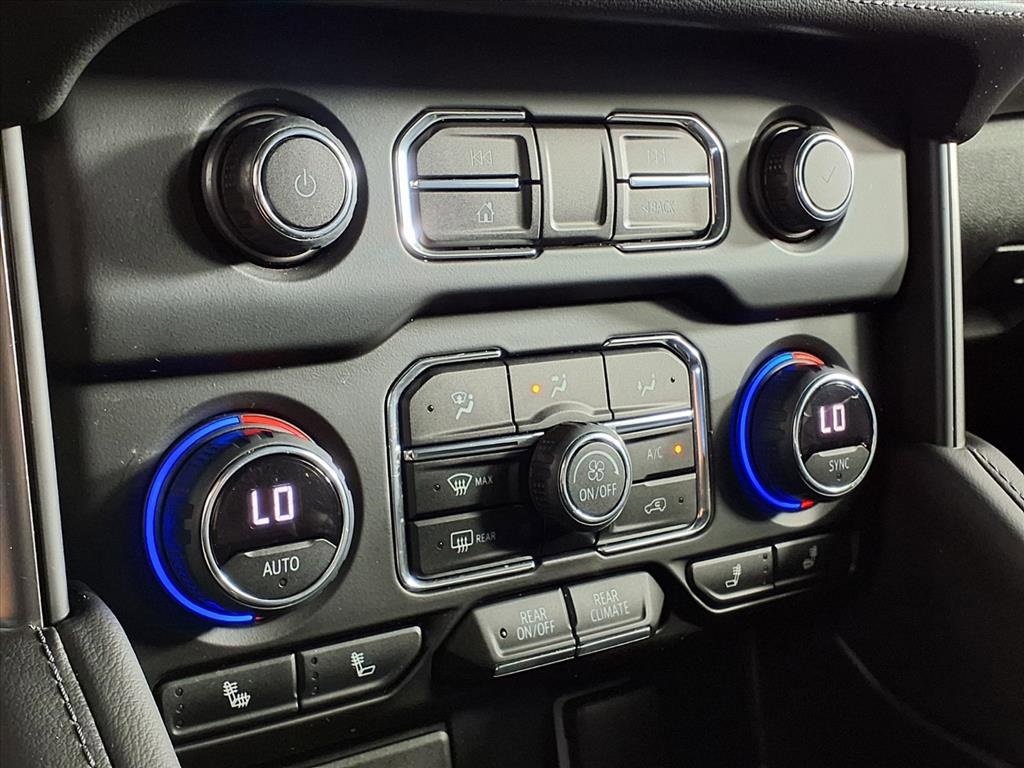 Used 2021 Chevrolet Tahoe LT image 15