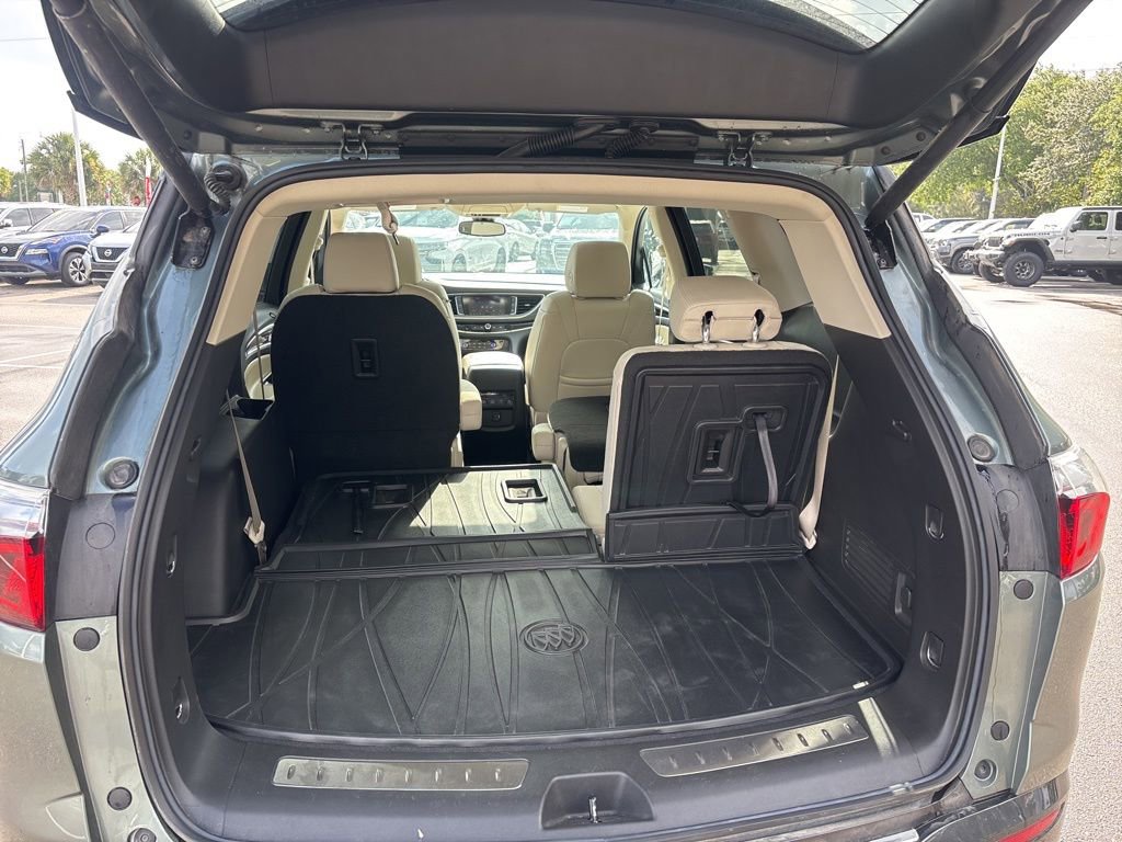 Used 2023 Buick Enclave Essence w/ Experience Buick Package AWD/4WD image 12