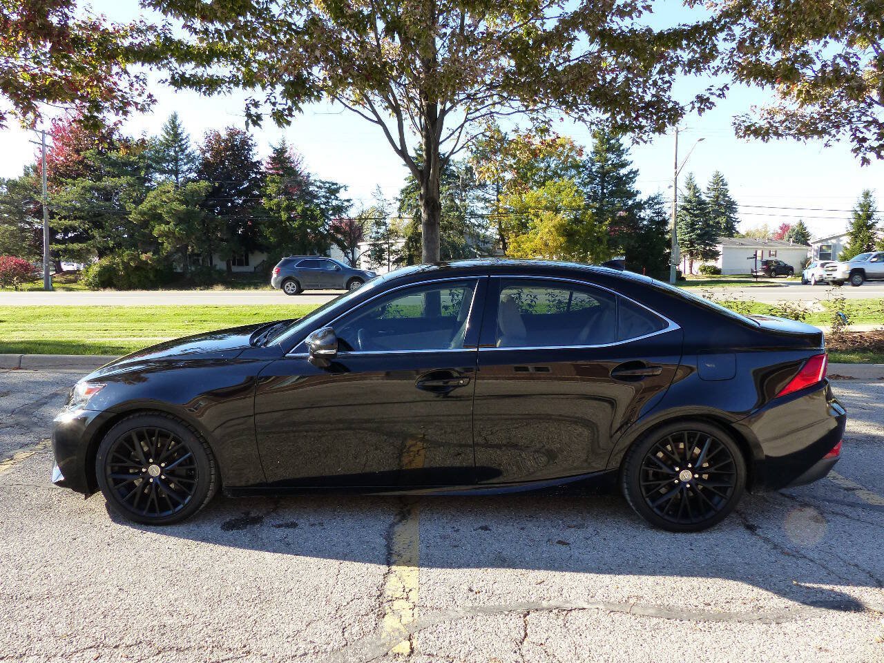 Used 2016 Lexus IS 300 AWD w/ Navigation System Package image 6