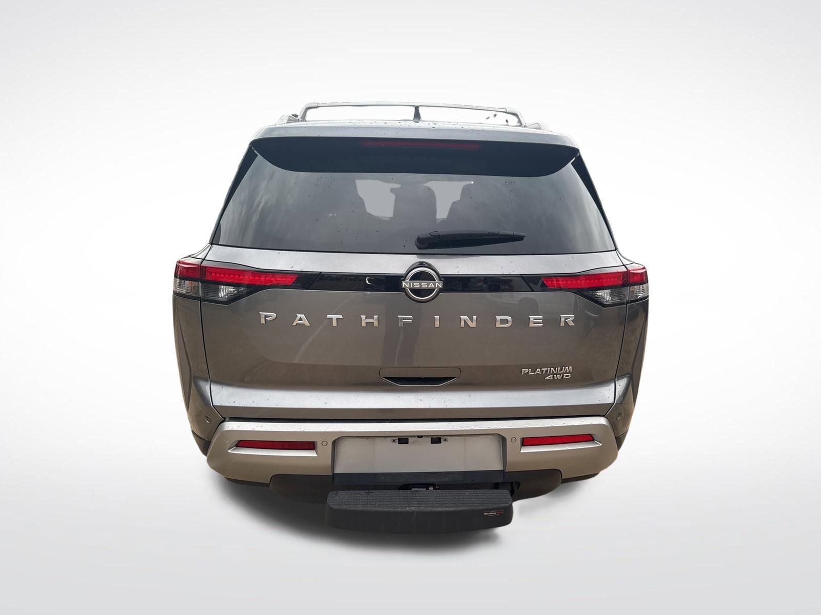 Used 2023 Nissan Pathfinder Platinum AWD/4WD image 4