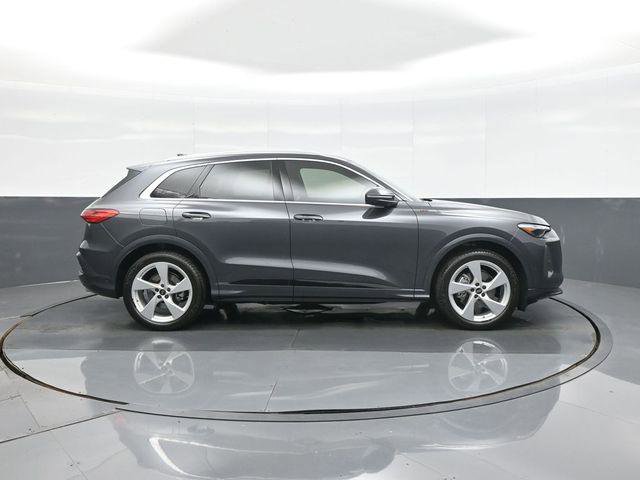 Used 2025 Audi Q5 Prestige AWD/4WD image 8