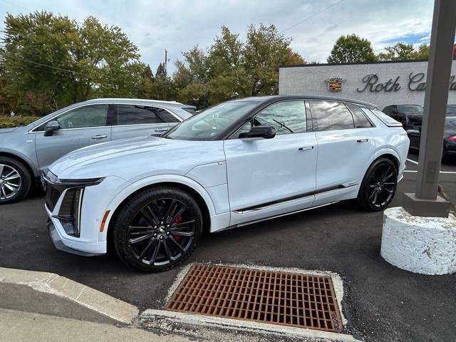 New 2026 Cadillac Lyriq V w/ Exterior Carbon Fiber Package image 6