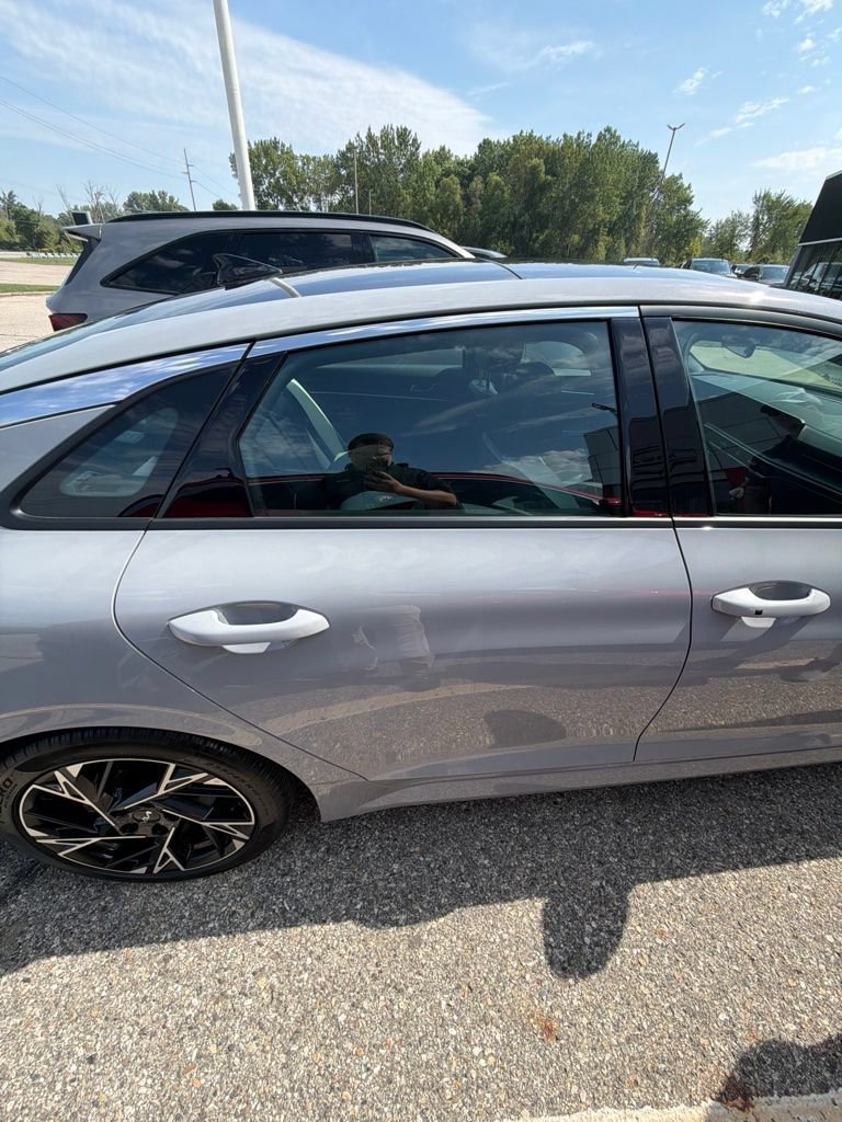 Used 2025 Kia K5 GT-Line w/ GT-Line Premium Package AWD/4WD image 7