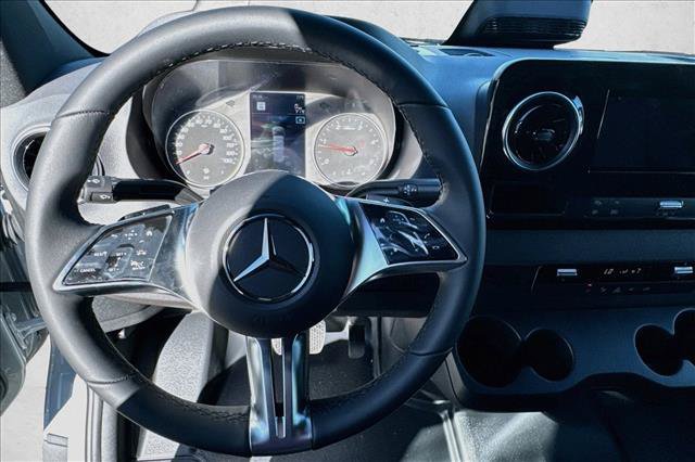 New 2026 Mercedes-Benz Sprinter 2500 image 11