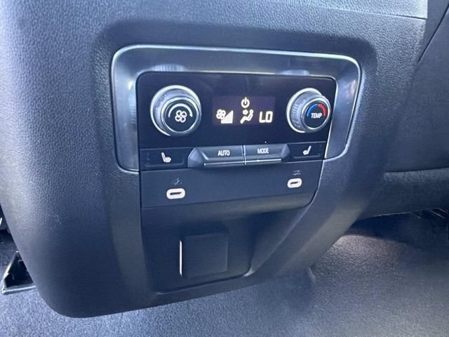 Used 2023 Chevrolet Tahoe High Country w/ Premium Package 2 AWD/4WD image 23