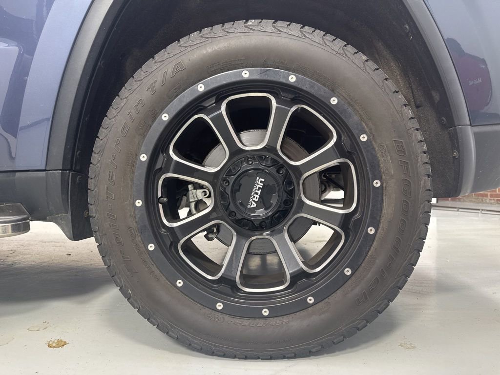 Used 2021 Jeep Grand Cherokee Limited AWD/4WD image 6