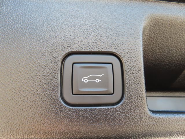 Used 2025 Chevrolet Equinox EV RS w/ Convenience Package II AWD/4WD image 42