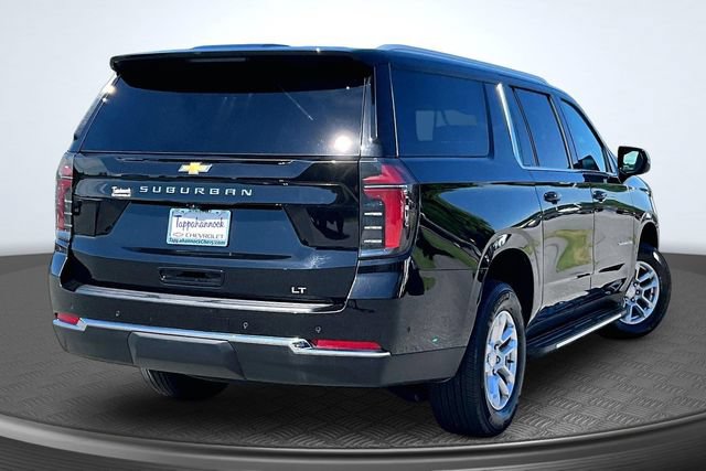 Used 2025 Chevrolet Suburban LT AWD/4WD image 5