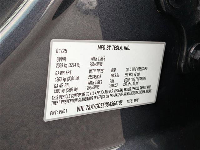 Used 2025 Tesla Model Y Long Range image 25