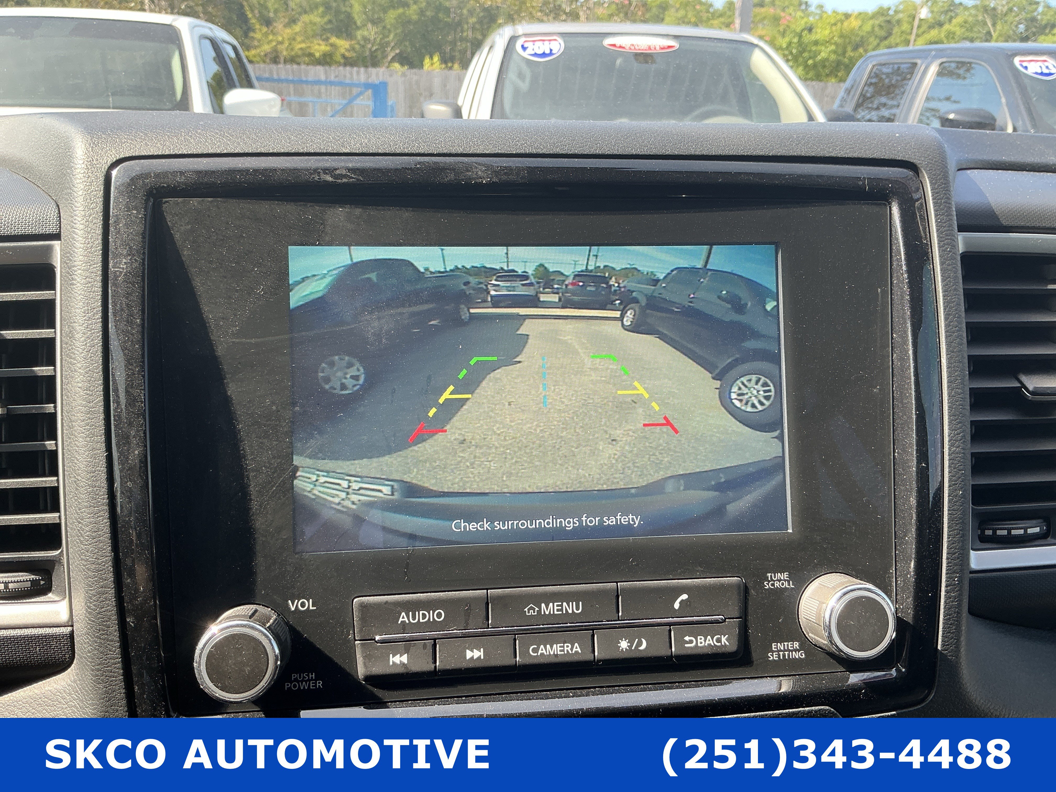 Used 2022 Nissan Frontier SV w/ Technology Package AWD/4WD image 17