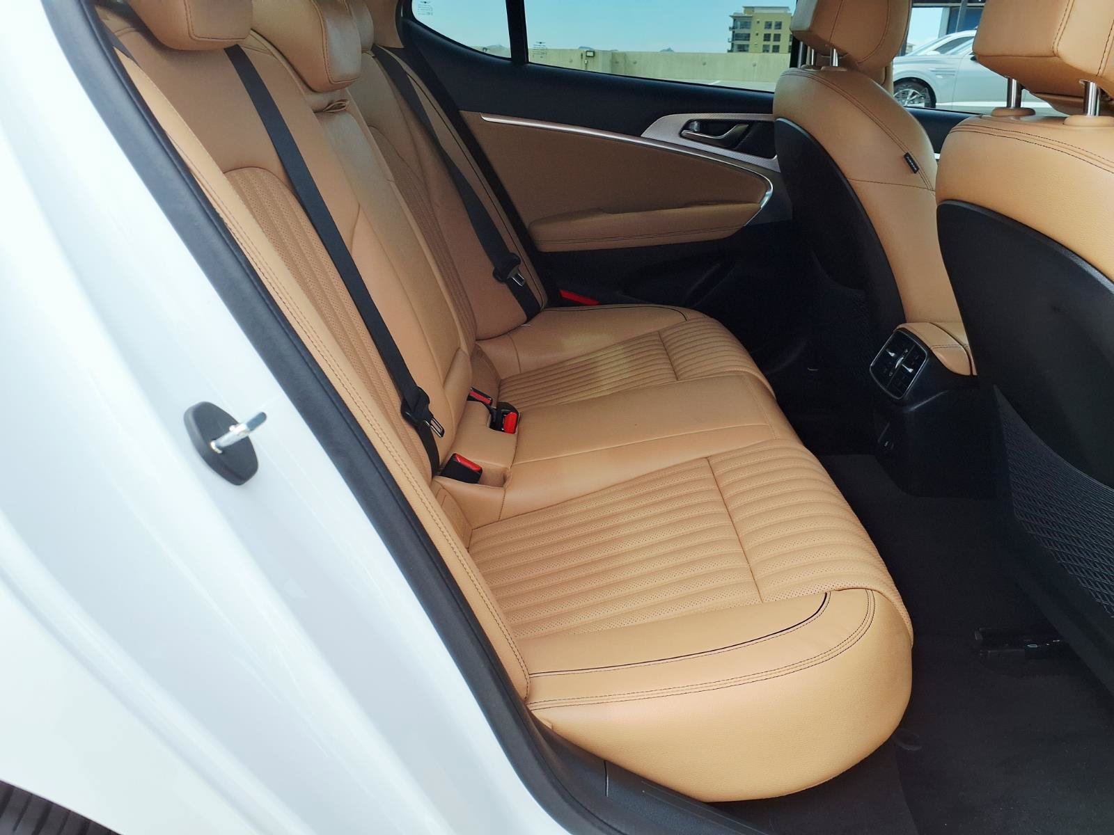 Certified 2022 Genesis G70 2.0T w/ Prestige Package RWD image 14
