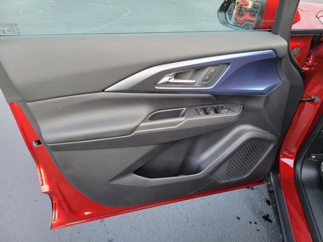 New 2026 Chevrolet Equinox EV LT image 15