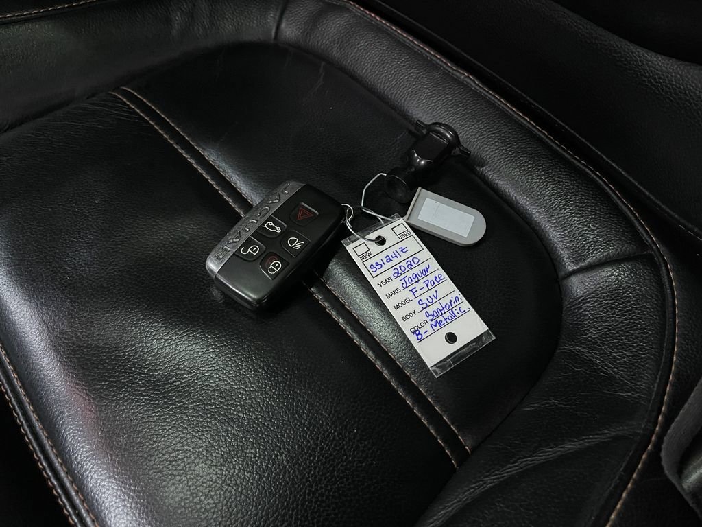 Used 2020 Jaguar F-PACE Prestige image 38